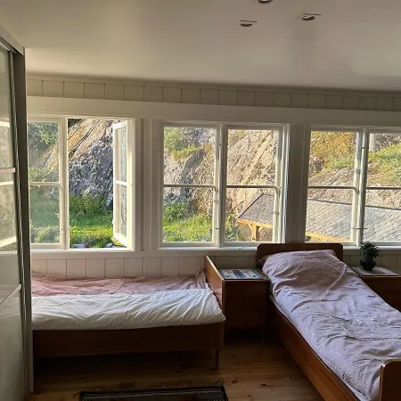 The Longhouse Villa